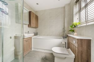 En-Suite- click for photo gallery
